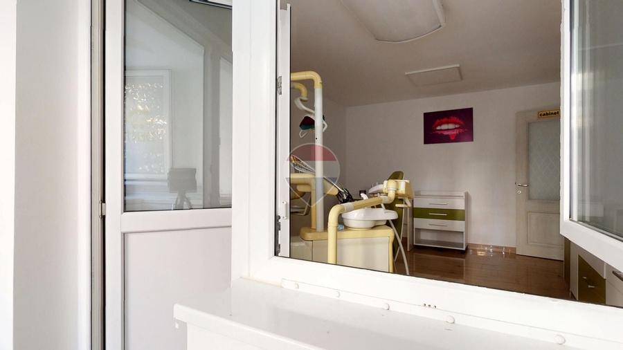 Apartament cu 2 camere decomandat în Calea București