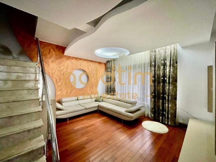 VILA DE COLT/IANCU NICOLAE/SUPERBA/CURTE GENEROASA/ZONA LINISTITA - 2