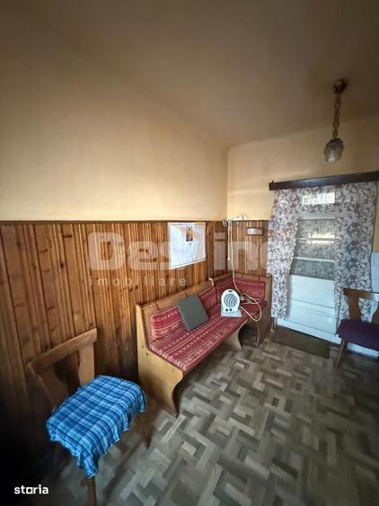 Casă cu 4 camere cu Teren 530 Mp în Lugașu de Jos