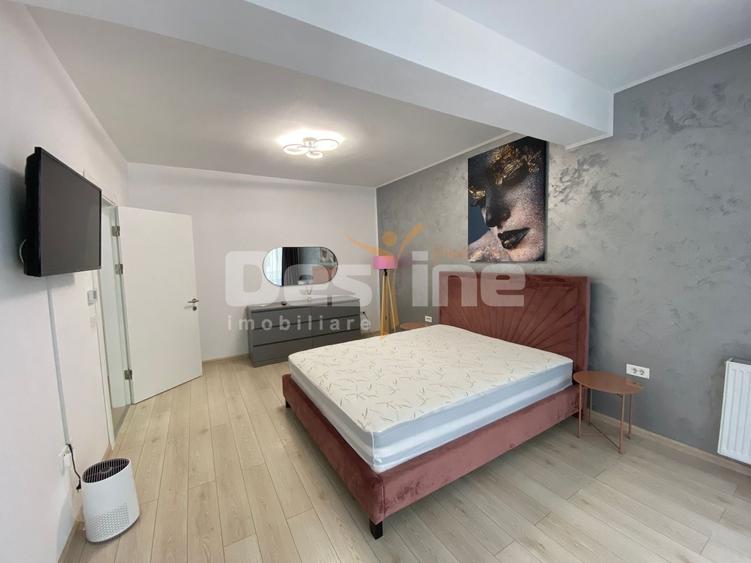 Garsonieră decomandată în Tractorul