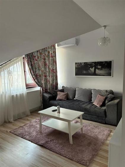 Apartament 2 camere, zona Tractorul - 1