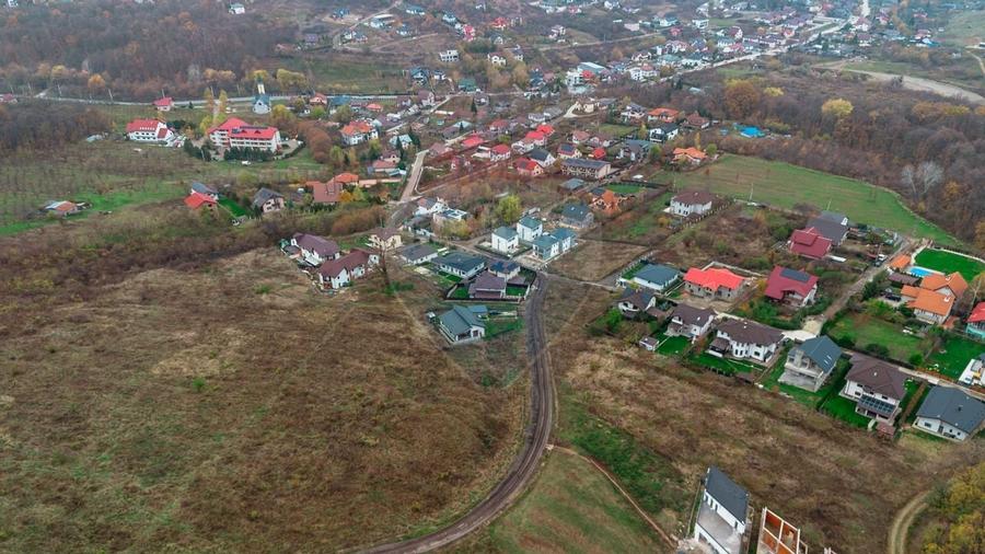 De Vanzare Teren 1,286mp Barnova - Str. Camil Petrescu 0% comision - 2