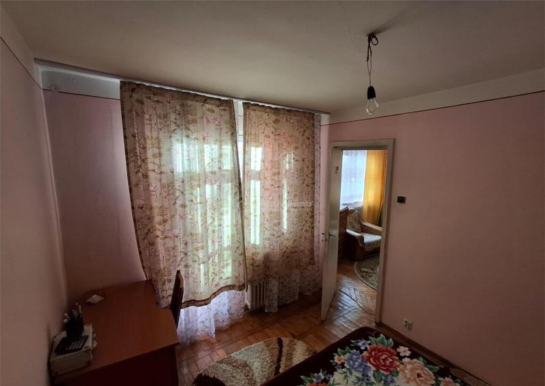 Resita, Chirie 2 cam., Micro III - 4