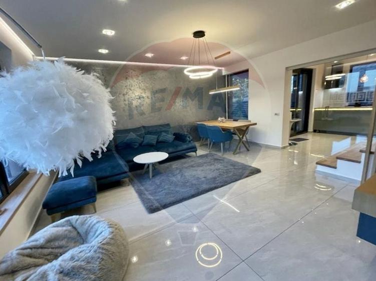 Casa / Vila lux cu 4 camere de inchiriat in Pipera - 4