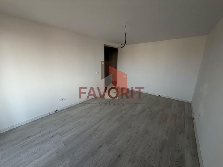 Decomandat. Disponibil imediat. Strada asfaltata - 2