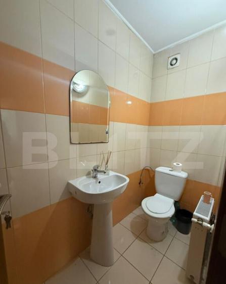 Apartament 3 camere, pretabil spatiu comercial, 85 mp, zona - 6