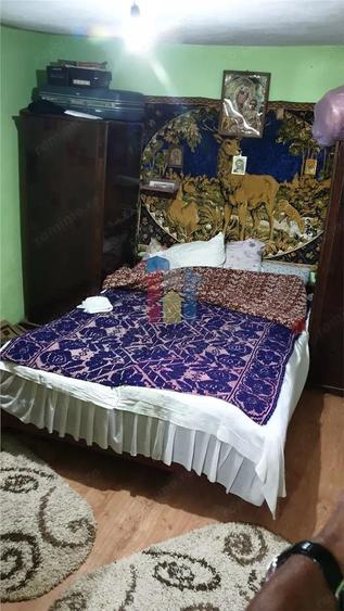 VEZI VIDEO! Super Pret Casa Chiscani 4 cam teren 1.800 mp toate utilitatile - 16