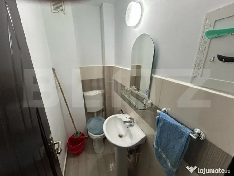 Apartament decomandat cu 3 camere,2 bai, 70 mp, zona Cetate - 6