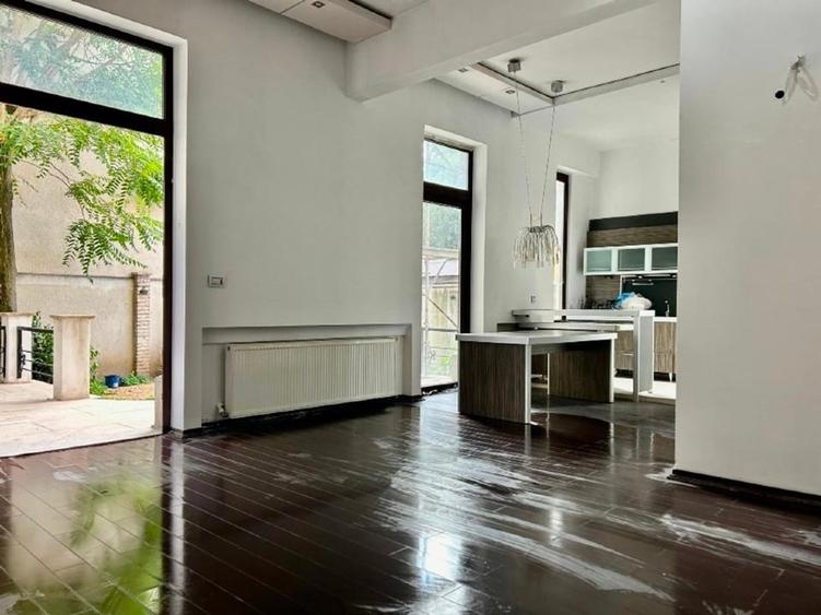 ULTRACENTRAL ZONA 0 • Casă D+P+E+M • 560 mp utili •8 camere• Direct Proprietar! - 16
