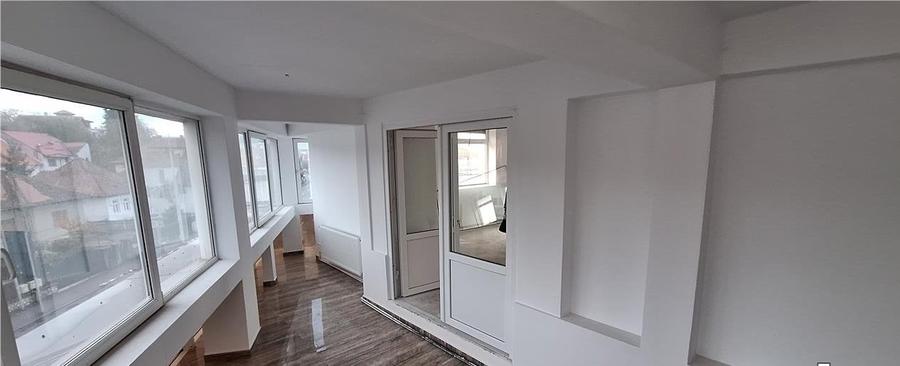 Vanzare Spațiu Comercial 1013 mp Utili P+3 în Zona Cu Trafic Intens din Sibiu - 7