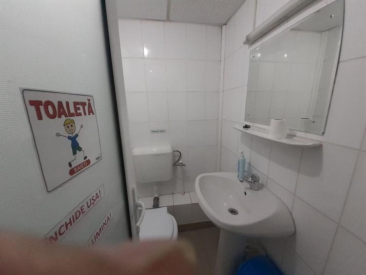 Zona Nicolae Grigorescu - spatiu birouri, 7 camere si 2 grupuri sanitare - 8