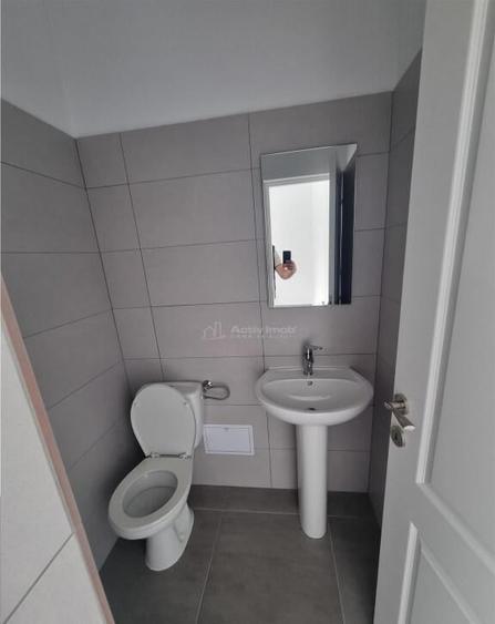 SPATIU COMERCIAL ULTRACENTRAL - Str . LIBERTATII - 4