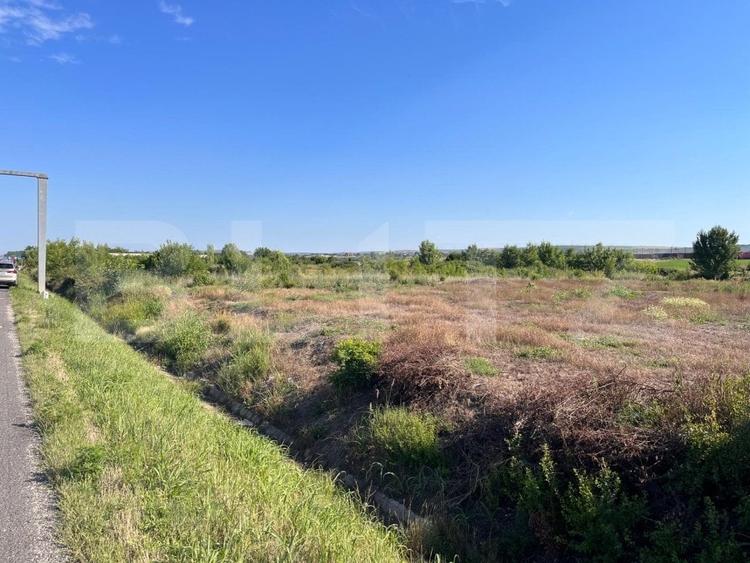 Teren intravilan, 2559 mp, zona Sitoaia - 2