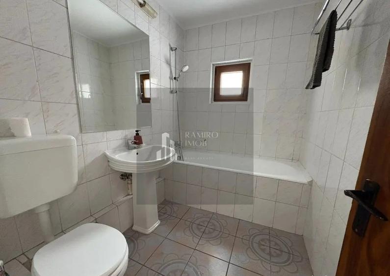 Apartament 2 camere decomandat an 1990 - metrou Eroii Rev... - 3