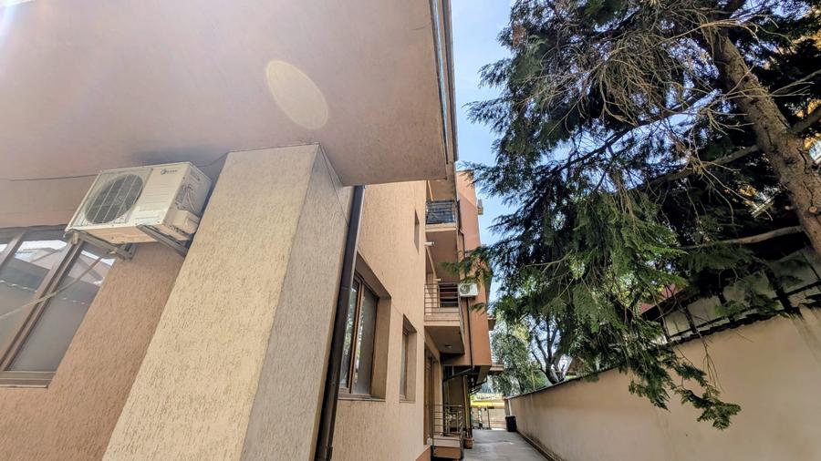 Bloc S+P+2E+M stradal,13 apt/birouri,instit.invatamant,airb&b,comerciale,clinica - 1