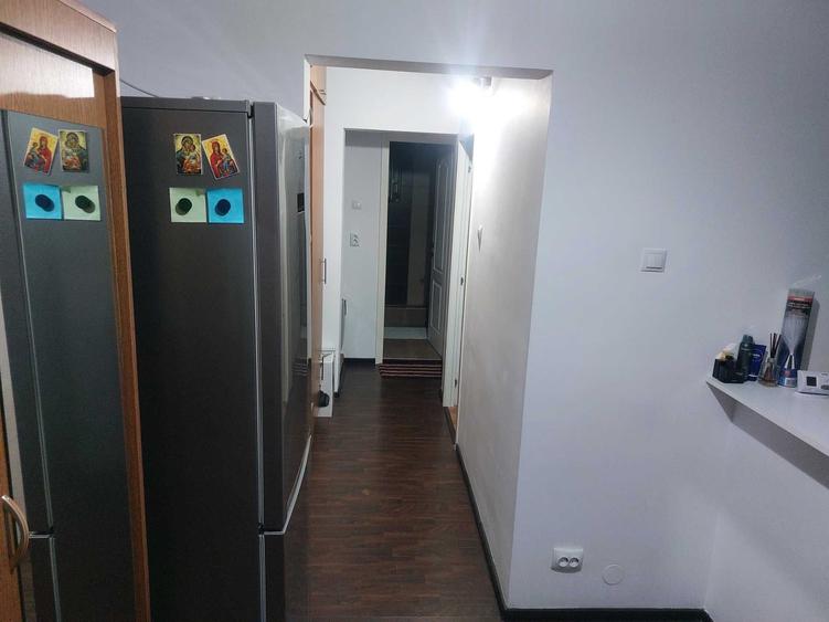 PACURARI-ap. 3 camere, et.1/4, 60MP, bloc din 1985, PETRU PONI! - 5