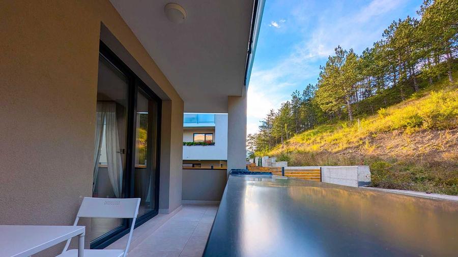 3 Camere, Bloc Tip Boutique, Loc de Parcare Inclus. Fara Agentie - 8