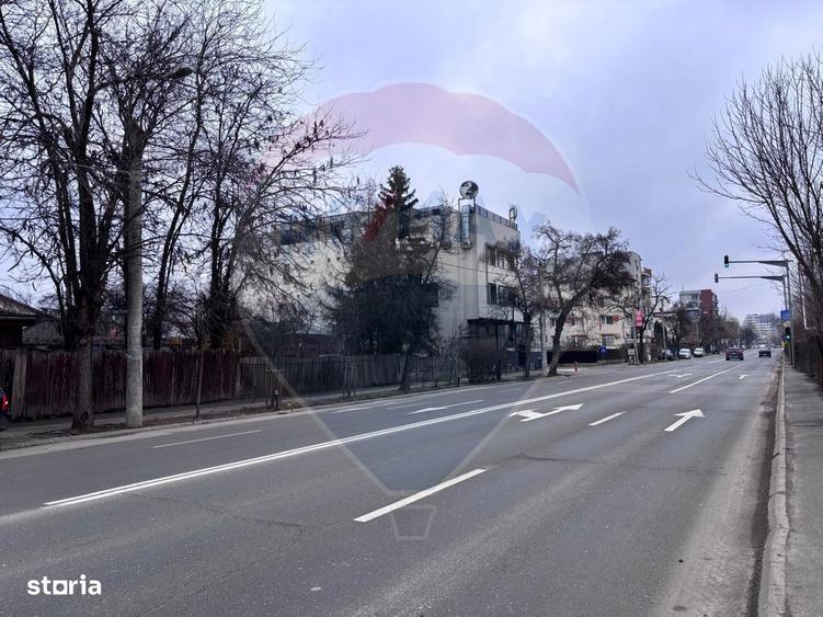 Teren pe Strada Jiului pentru dezvoltare rezidentiala/comerciala - 4