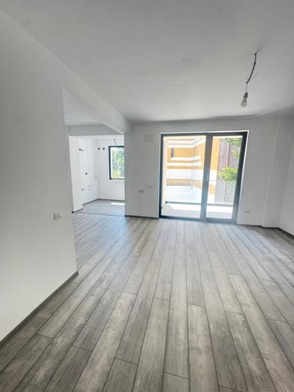 Apartament - 3 camere - decomandat - Calea Calarasilor - Comision 0% - 4