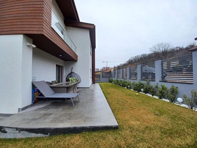 Casa individuala de exceptie  D+P+E,  mobilata si utilata - 25