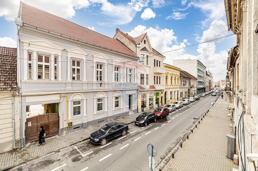 Apartament cu 2 camere de vanzare in zona Teatrului de Stat - 9
