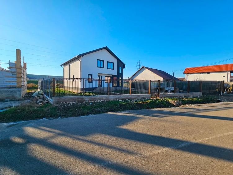 Casa de vanzare Valu lui Traian - 1