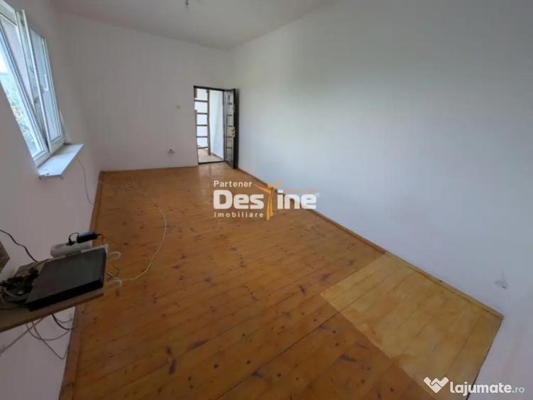 Investi?ie, Casa 170 mp cu 2400 mp teren cu IAZ la asfalt - 1