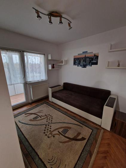 Inchiriez apartament 3 camere Valea Aurie - 7