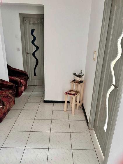 Ofer pt inchiriere apartament zona Caraiman Ploiesti, 2 camere conf 1 et 3 - 6