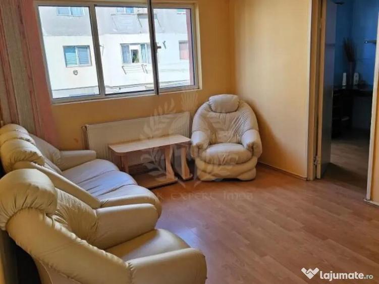 Apartament 2 camere. Plopeni. Zona Centrala - 4