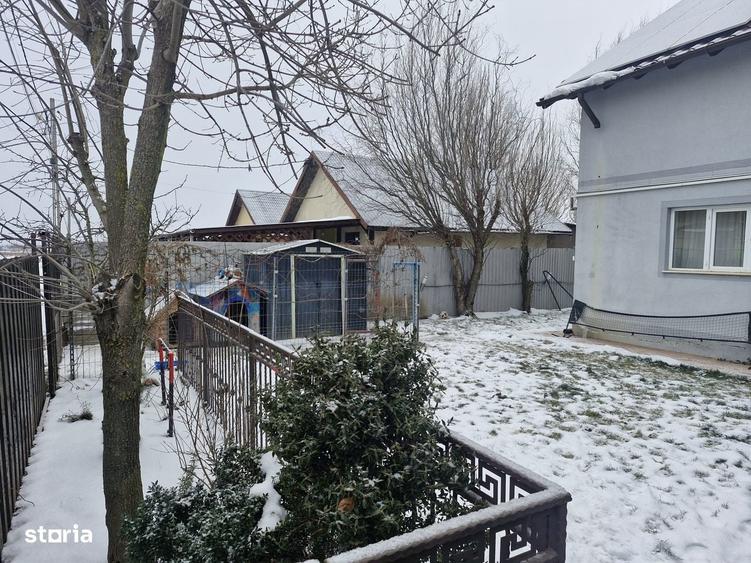 Casa cu mansarda ?i curte, 4 camere, 90.000 EUR - 19