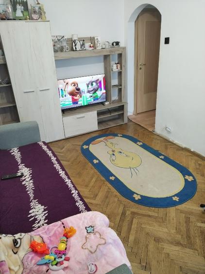 Vând apartament  - 7