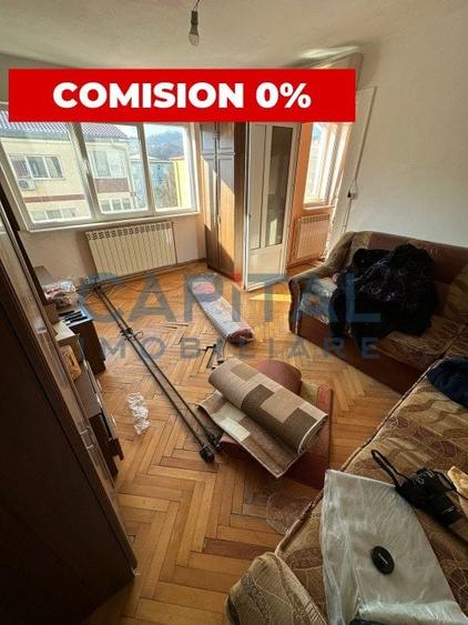 Comision 0%, apartament 3 camere cf.1 semidecomandat in Micro III - 1