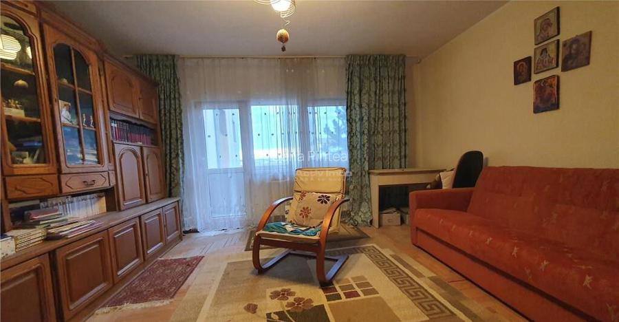 Apartament - 3 camere - 87 mp - etj 2 - Obcini Apartament - 3 camere - 87 mp - etj 2 - Obcini