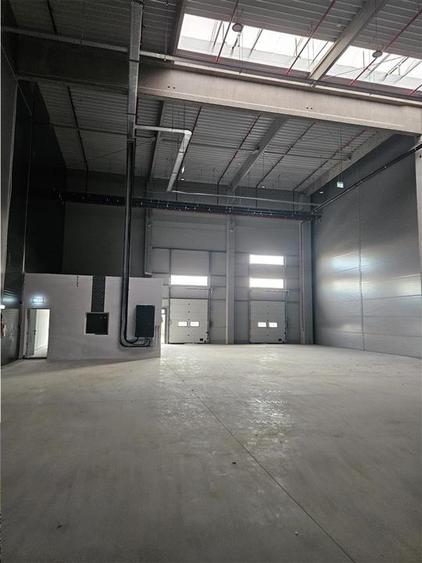 Spatiu Industrial - 1800 mp - Productie - Depozitare - 1