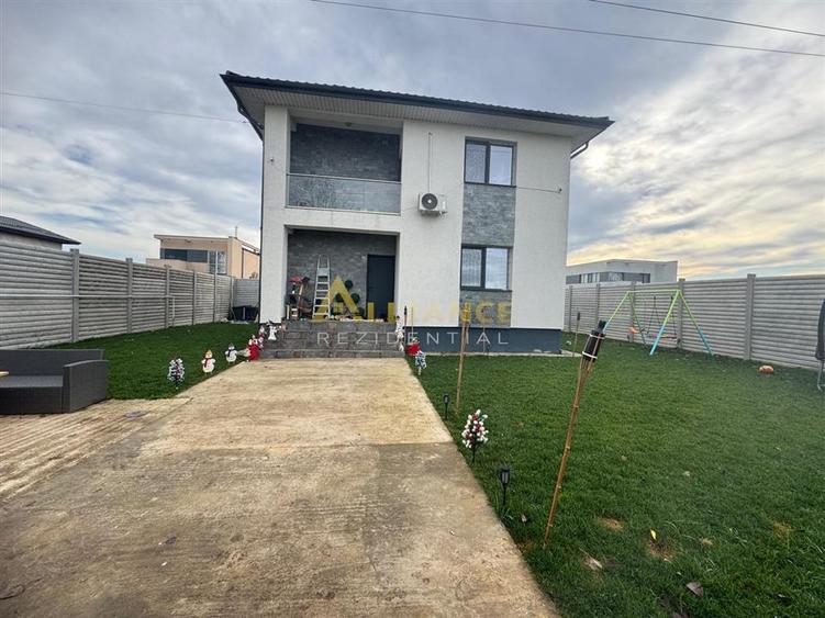 Vila Individuala - mobilata/utilata - 4 camere - 2 bai - teren 405 - 1