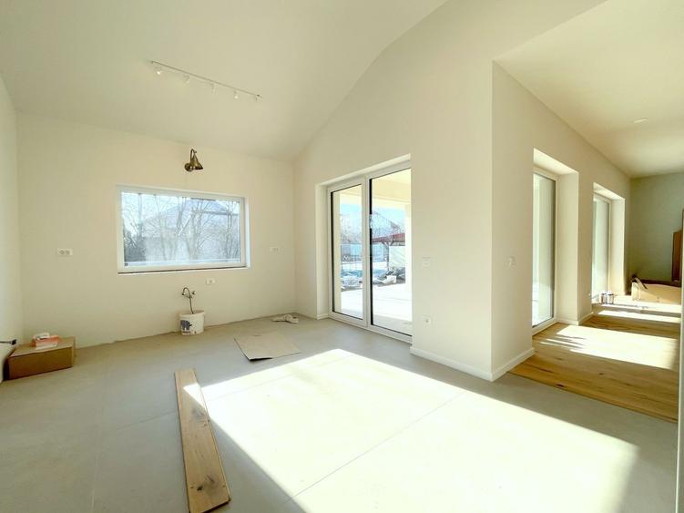 Casa vanzare 5 camere - zona Mehala - COMISION 0% - 3