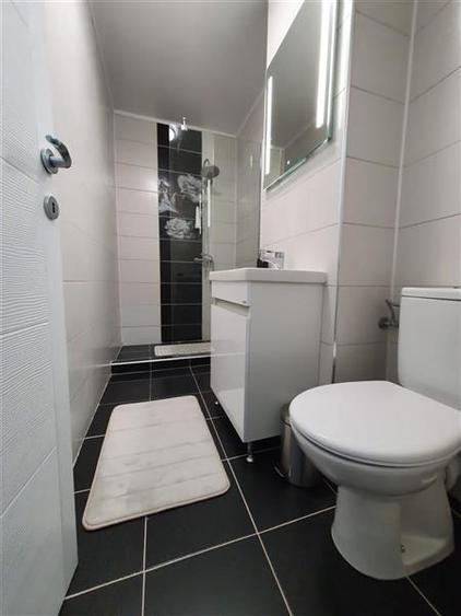 Garsoniera renovata, mobilata si utilata str. Toamnei - 8