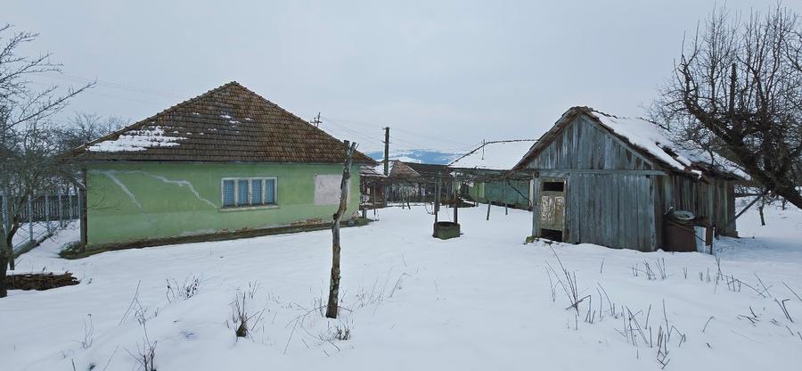 Casa cu Anexe, Gradina + 2Ha Terenuri - 3