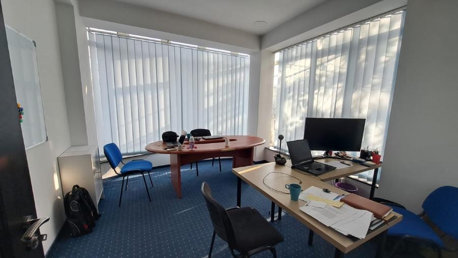 Spatiu Birouri  zona piata Victoriei, Piața 1 Mai, Turda, Arcul de Triumf - 1