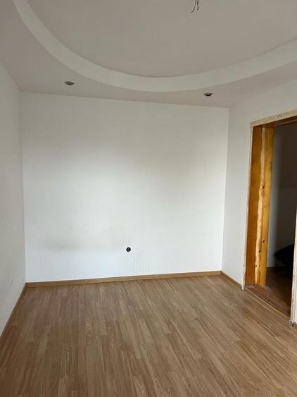 Garsoniera in bloc de apartamente - 6