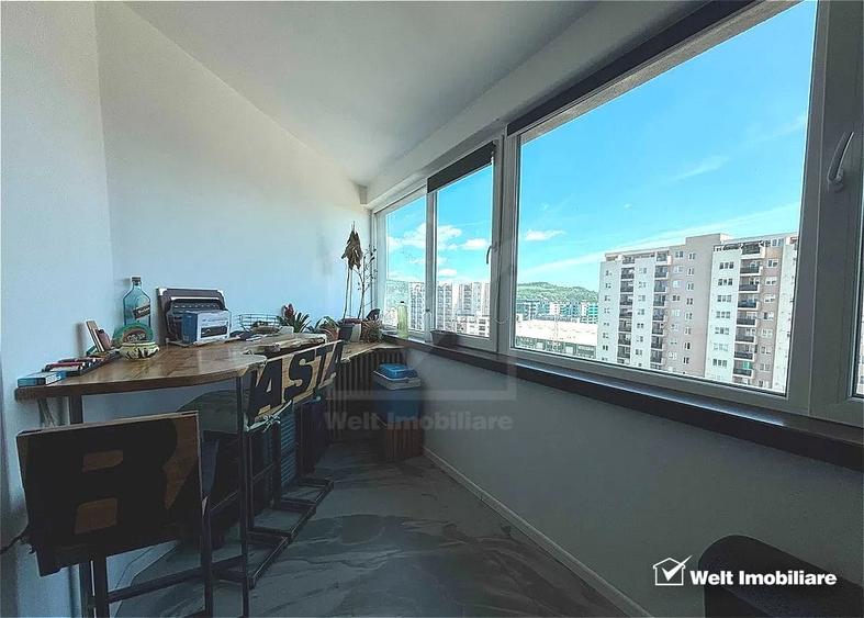 Apartament cu 3 camere semidecomandat, mobilat în Florești