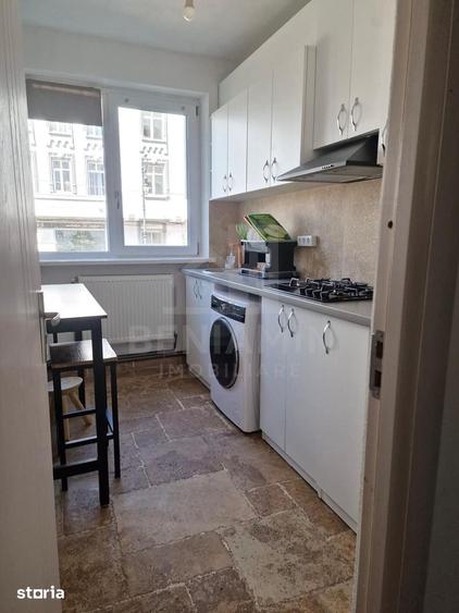 Apartament cu 2 camere decomandat în Central