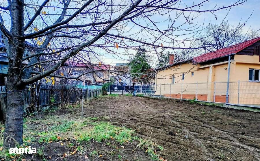 Teren de 3715 mp, în Boldești