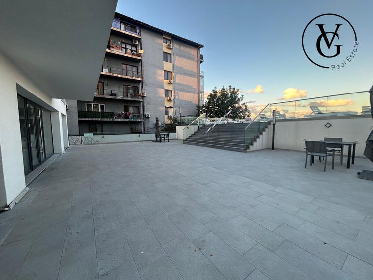 Spațiu comercial, de 116.09999847412 mp, în Mamaia-Sat