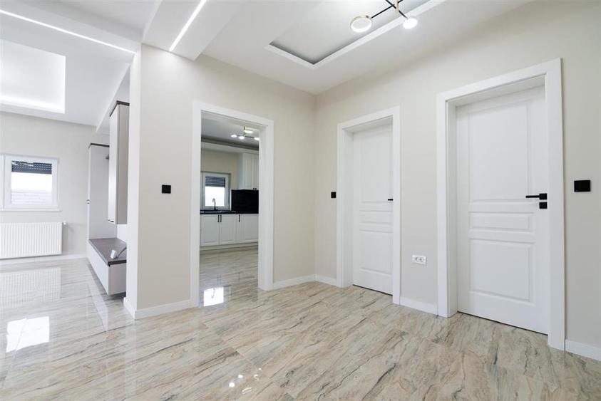 Casă individuală cu 3 camere cu Teren 1300 Mp în Oșorhei