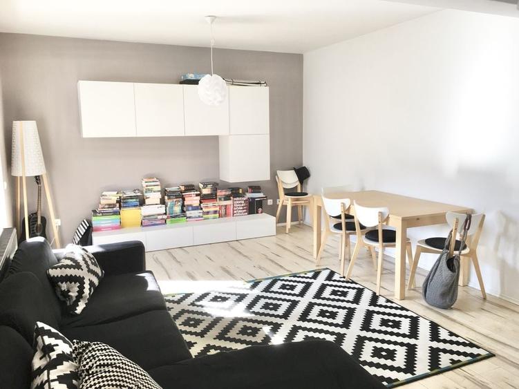 Apartament cu 3 camere decomandat în Turnișor