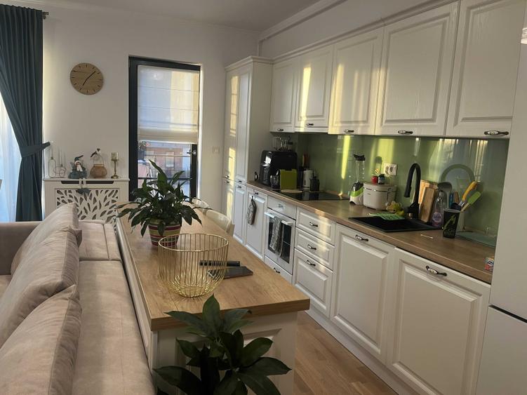 Apartament cu 2 camere decomandat în Blejoi