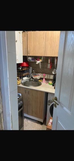 Apartament cu 3 camere decomandat în 1 Mai