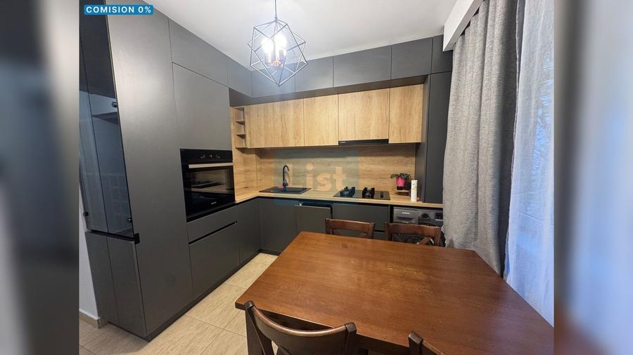 Apartament cu 3 camere semidecomandat în Grigorescu